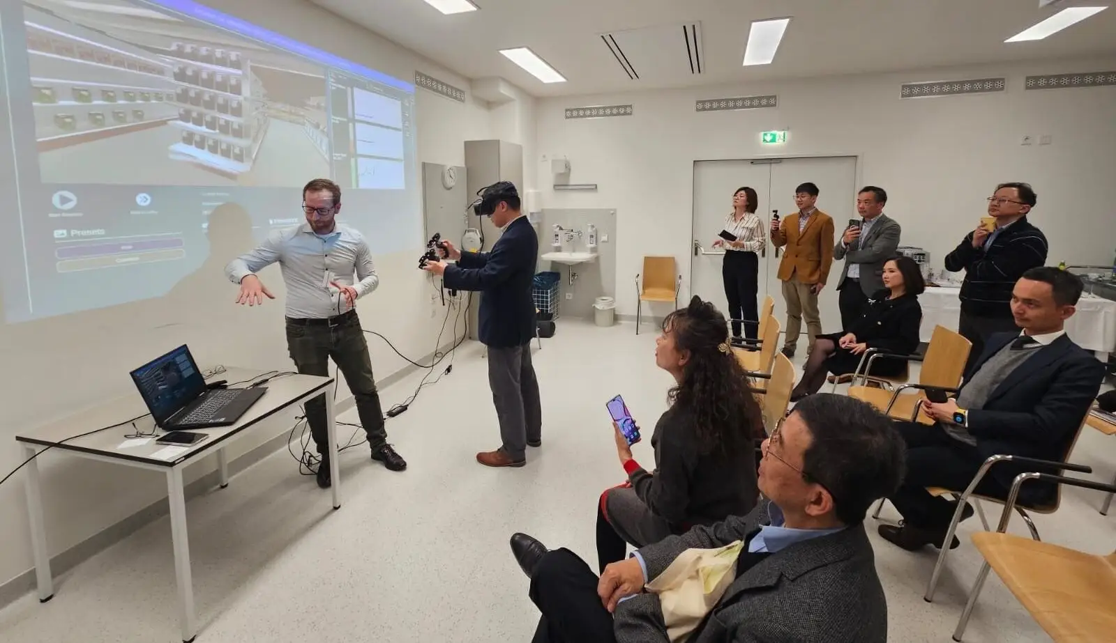 Workshop mit Michael Altenhofer über Virtual Reality Therapie bei Sucht und Angst